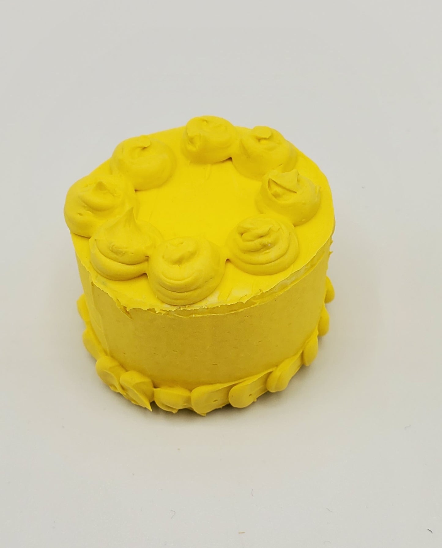 Lemon Cake Basic For Fashion Dolls 1:6th Scale Miniatures