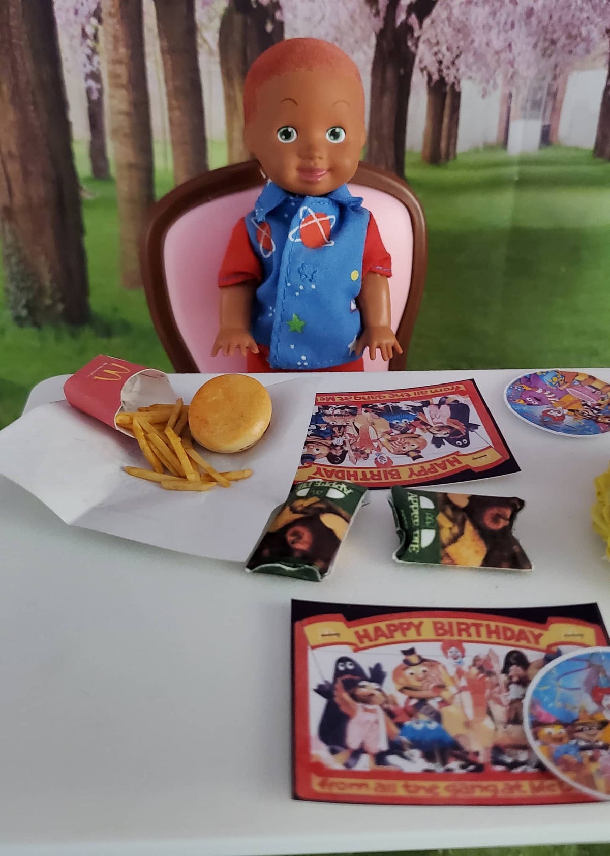 McMini Burger - Cheeseburger with French Fries and Apple Pie 1:6th Scale