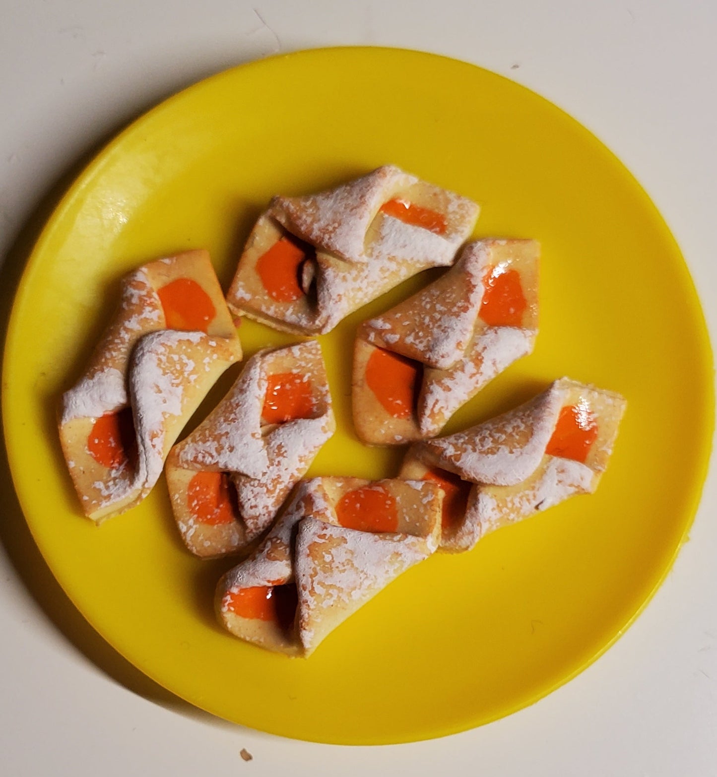 Koloche Plate for 1:6 scale Dolls Mini Food