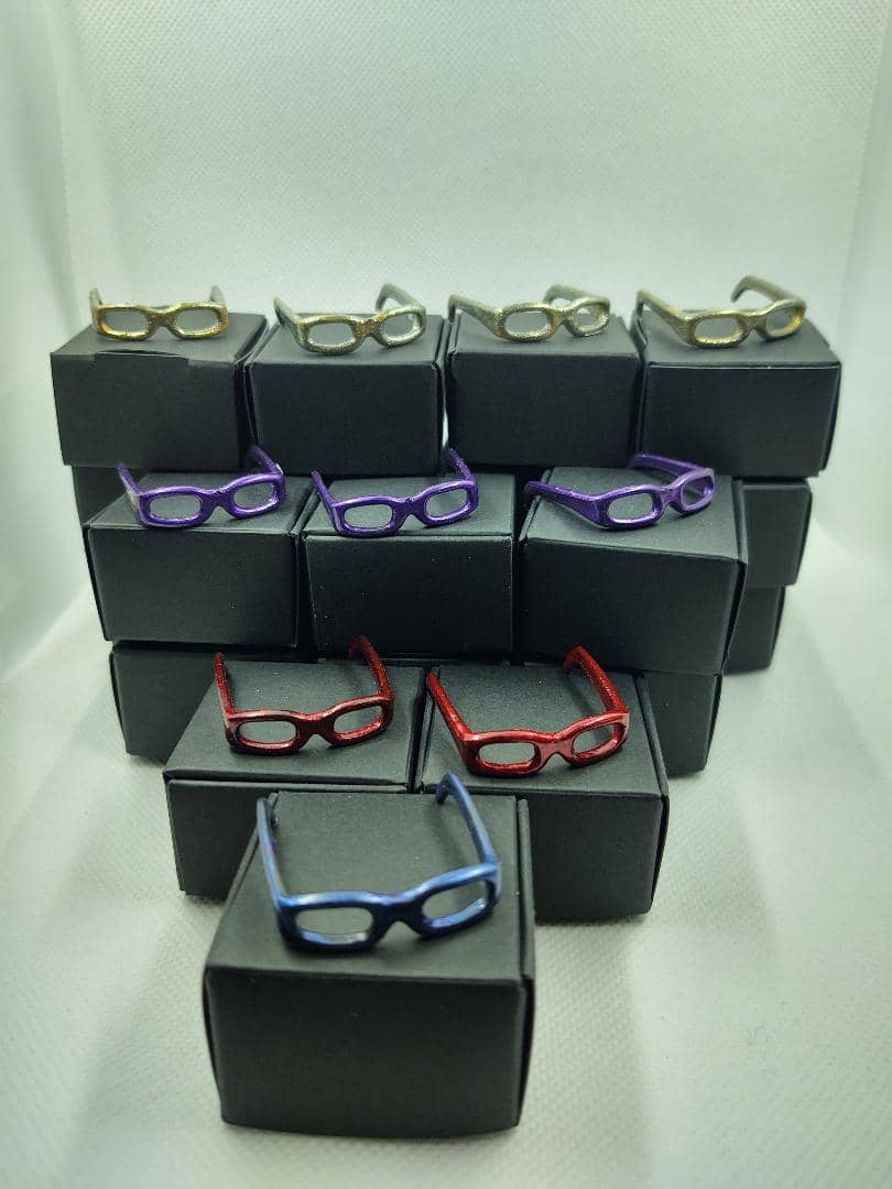 Set 3 Barbie eyeglasses with black boxes