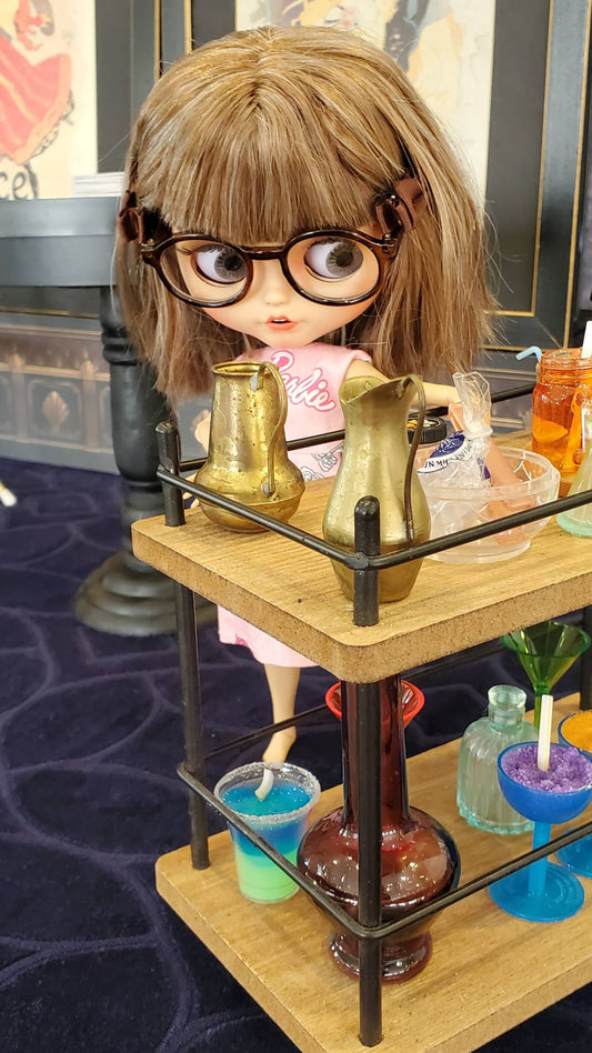 Blythe doll with Mini Brand Food