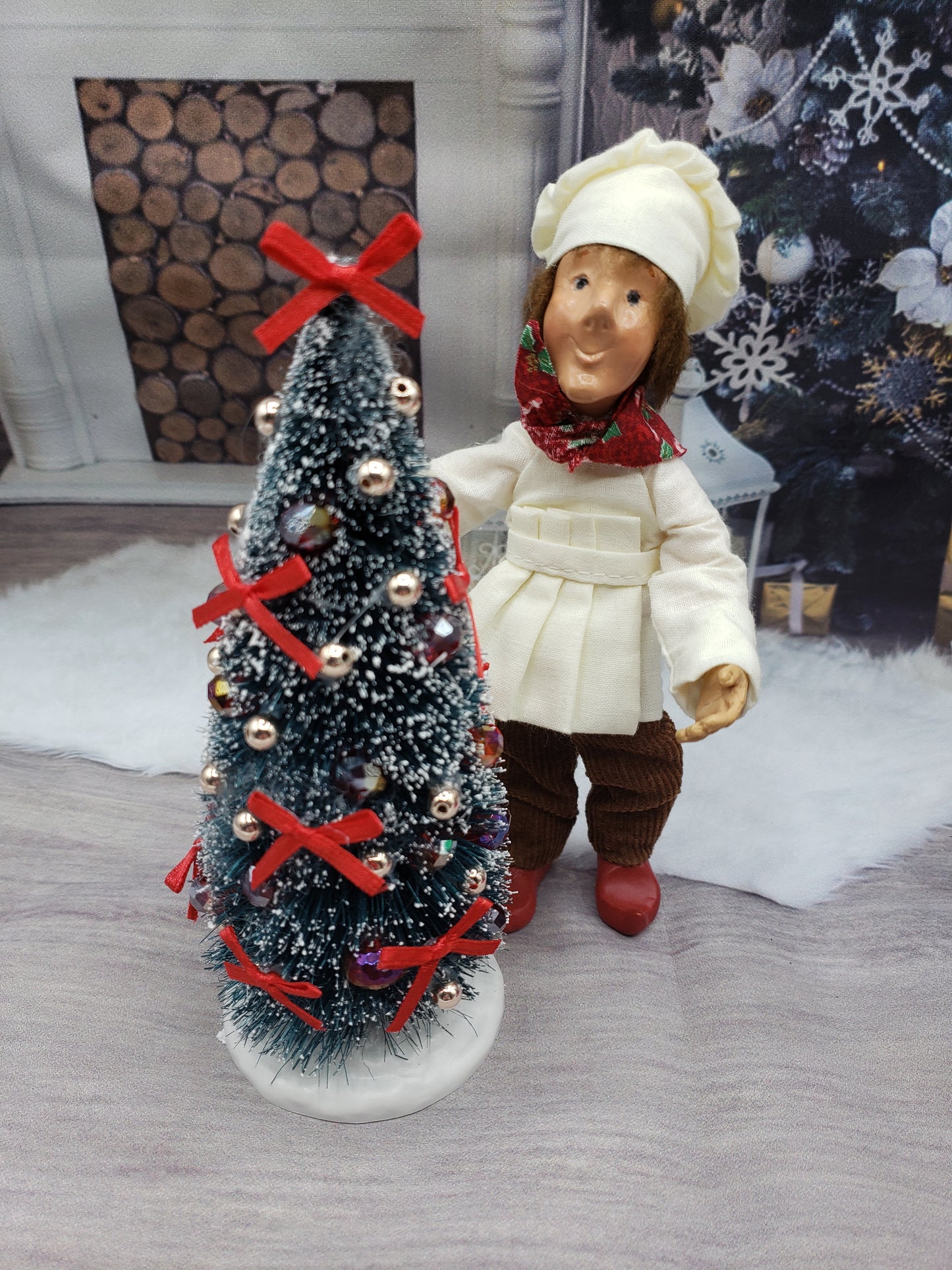 Kindle Doll with Christmas Tree