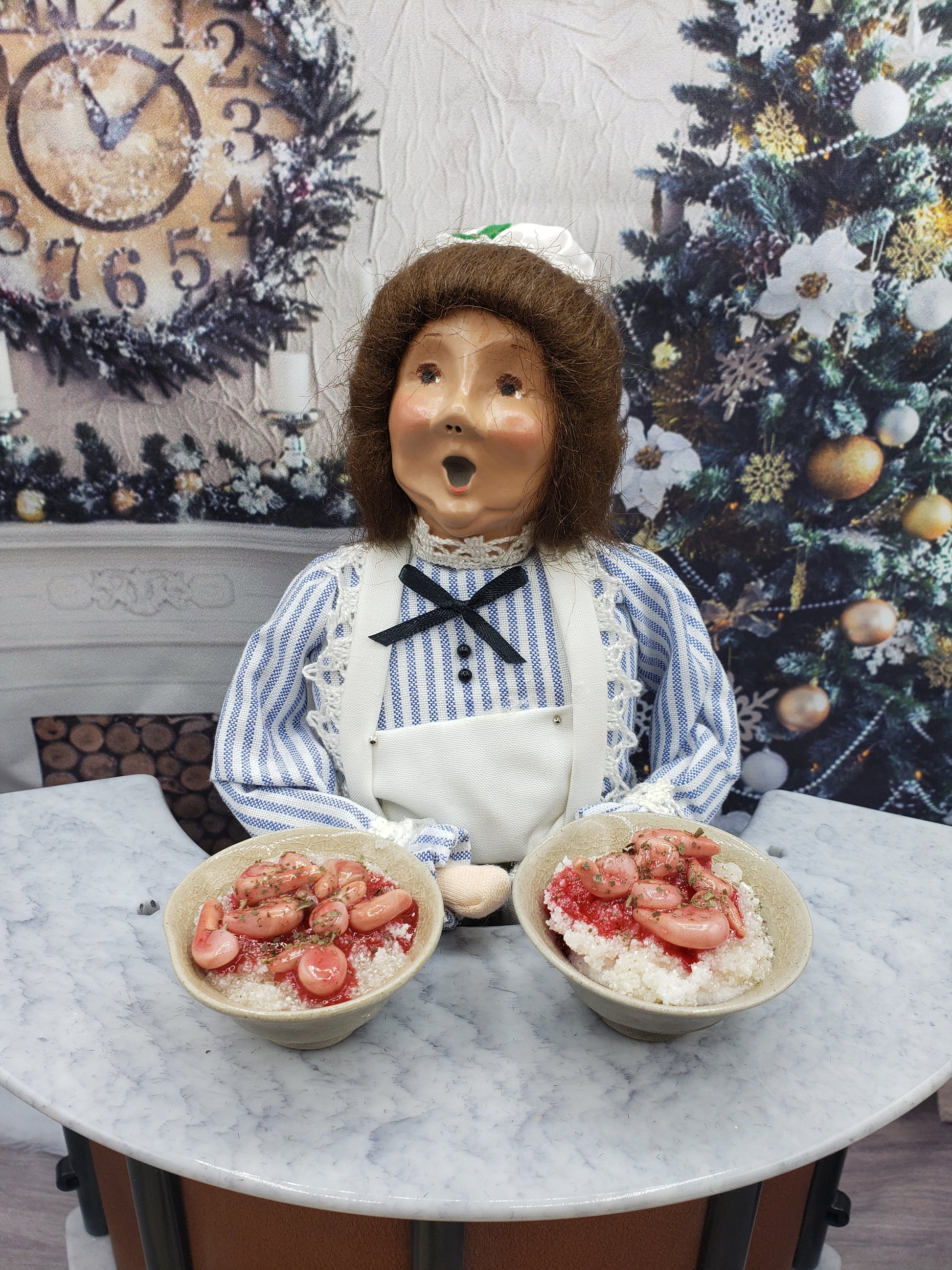Byers' Choice doll with food. 