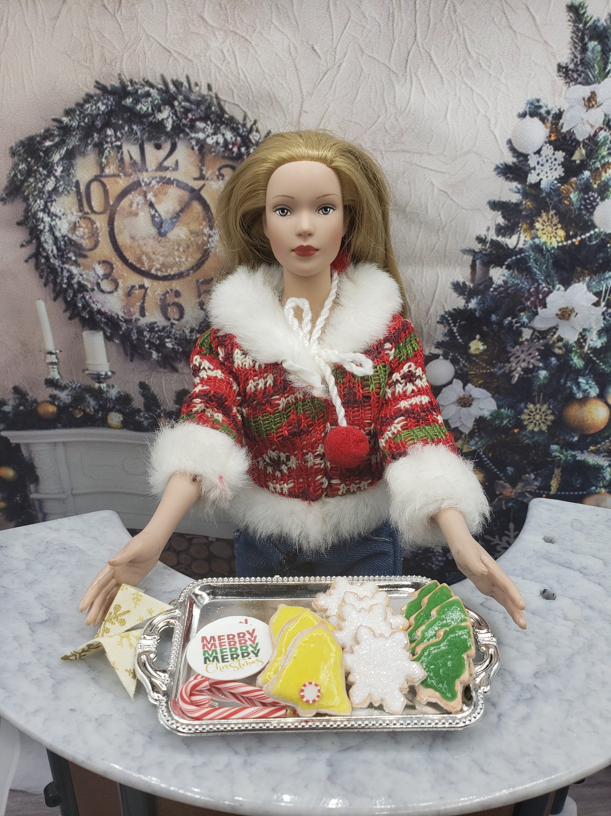 Tonner with Cookie Tray