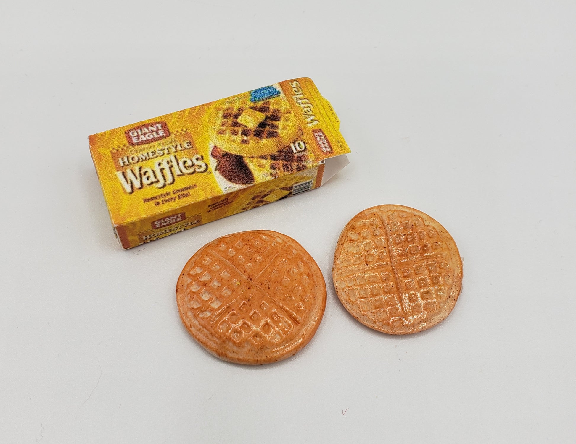 Waffle box with waffles