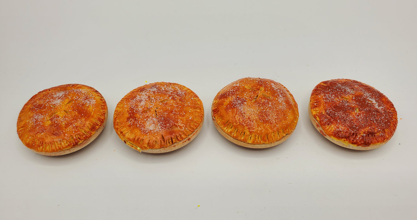 Covered Apple Pie 1:6th Scale