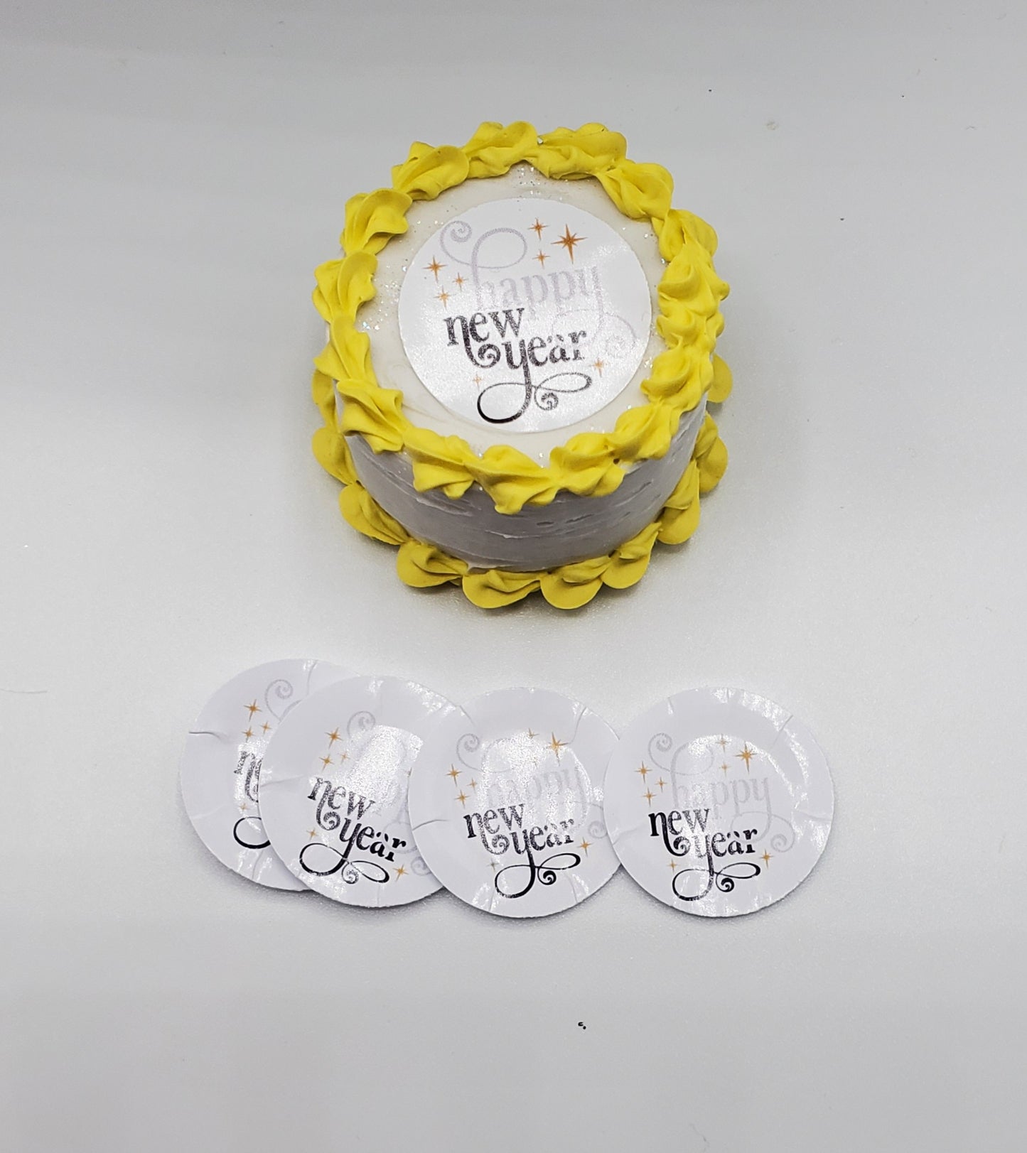 1:6th scale New Years cake