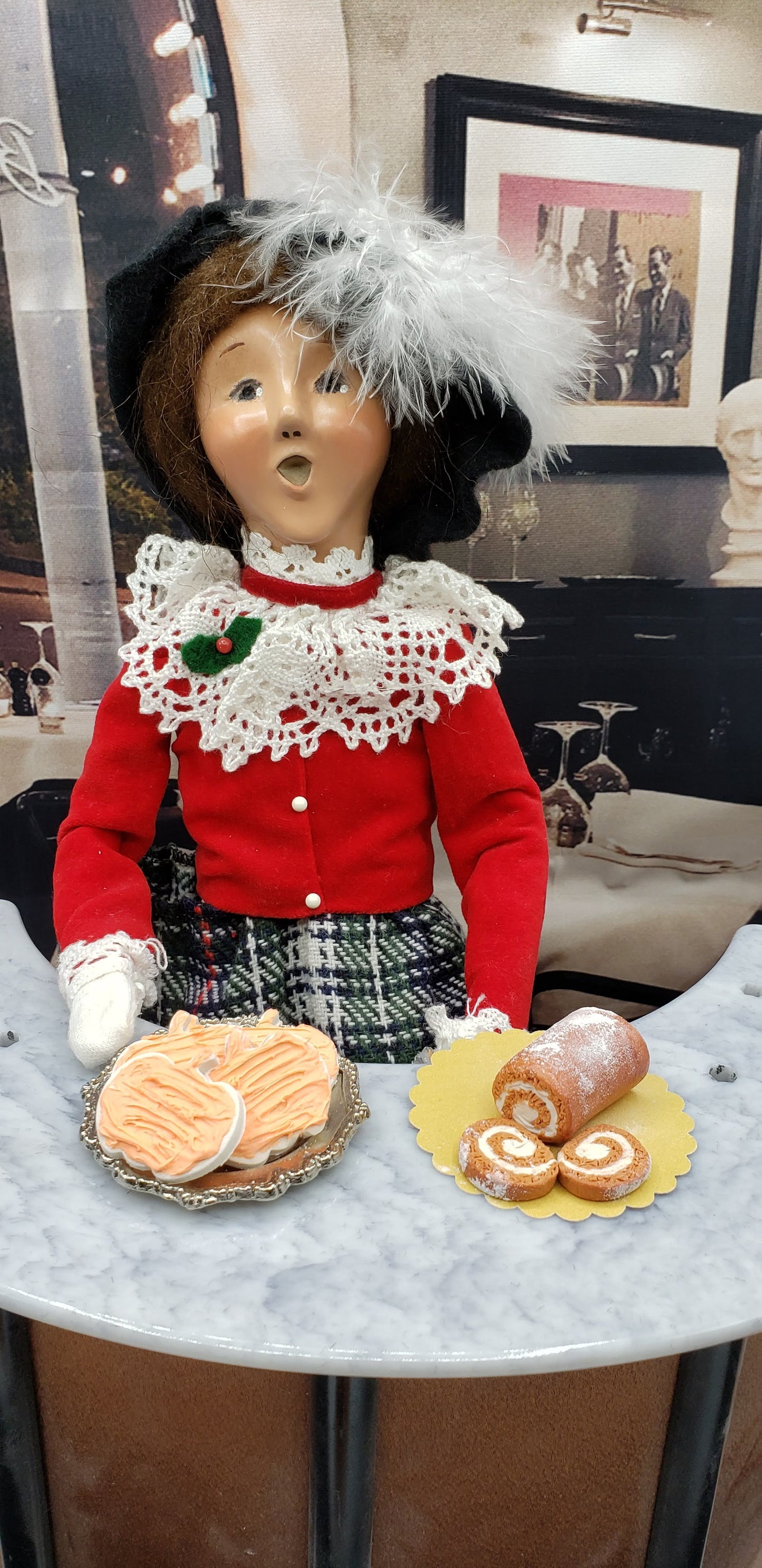byers-choice-doll-with-cookies