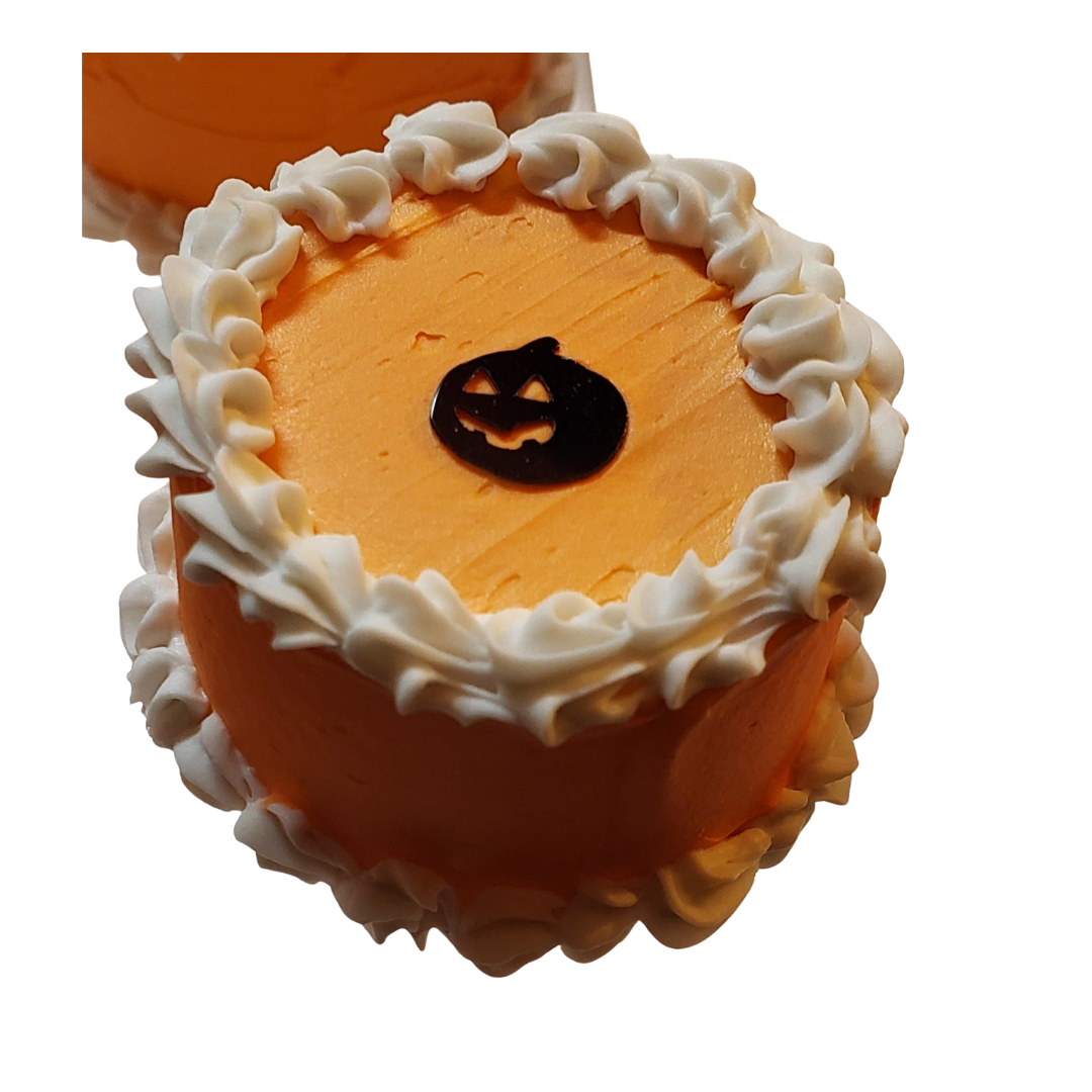 small halloween cake