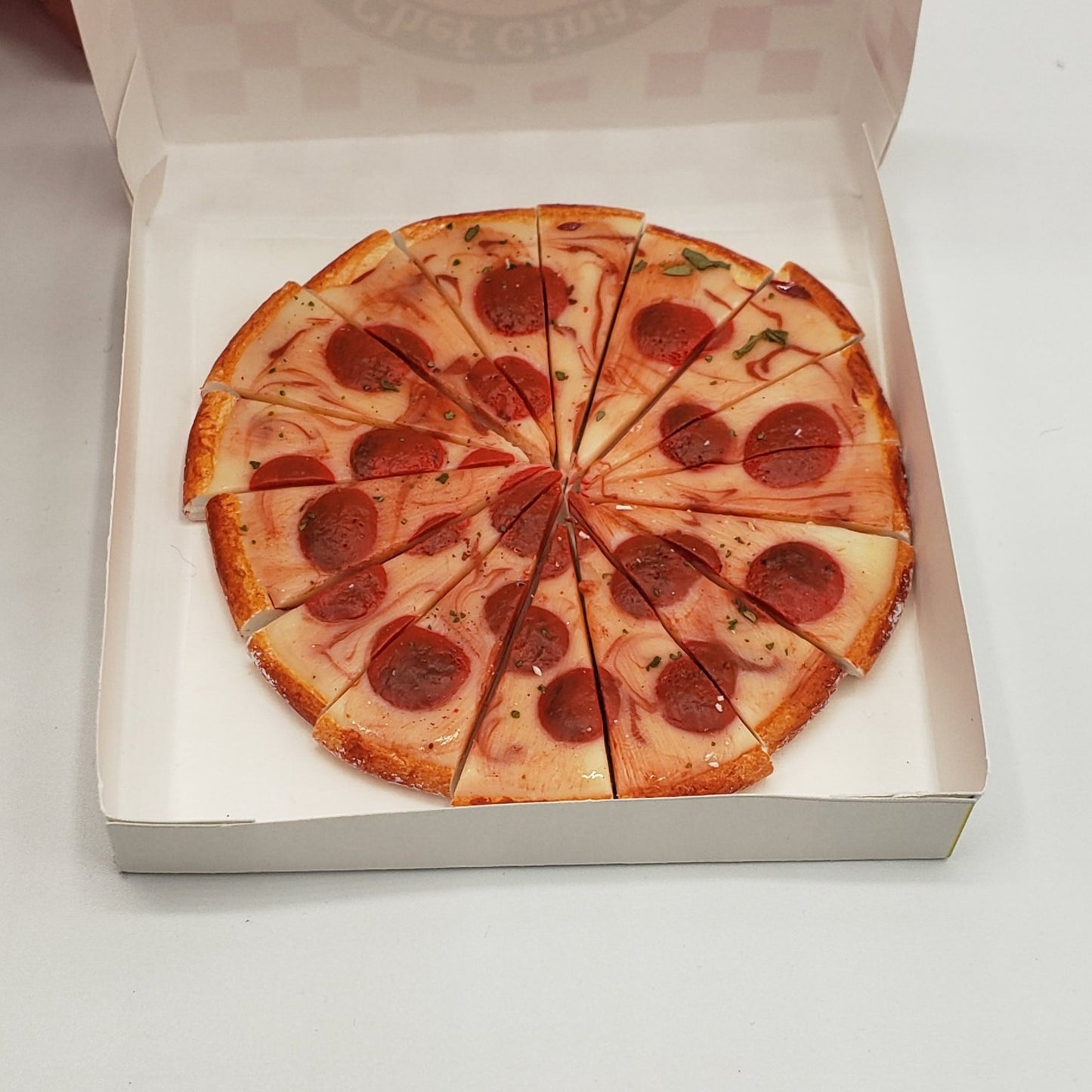 16 slice pizza